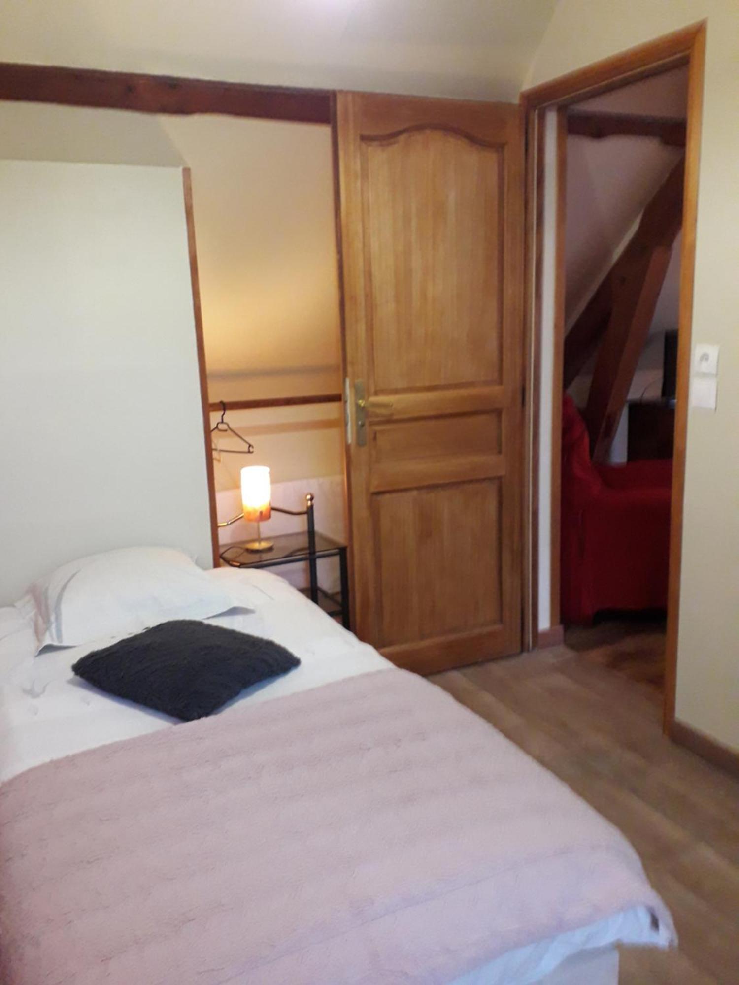 Les Trois Pommiers Bed & Breakfast Sommery Exterior foto